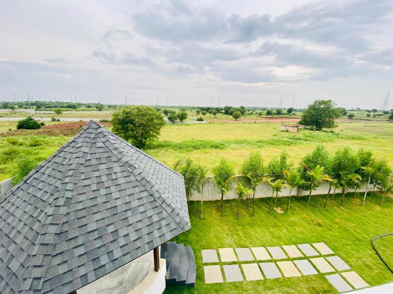 V R Farms Exotic Villa Venkatapur Bagian luar foto